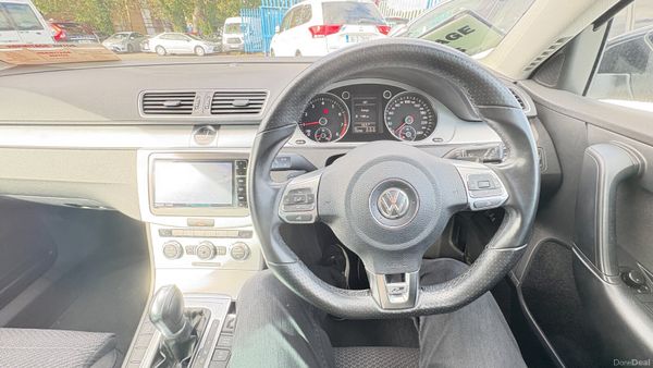 Volkswagen Passat 1.4 TSI R LINE AUTO 2015 384453285