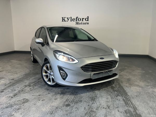 Ford Fiesta 2019 384453647