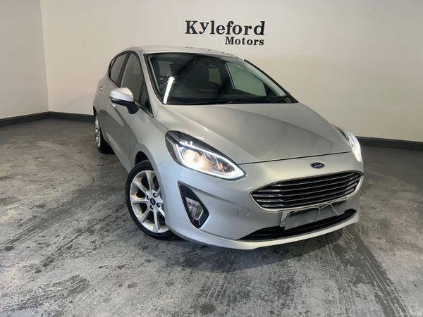 Ford Fiesta 2019 384453651