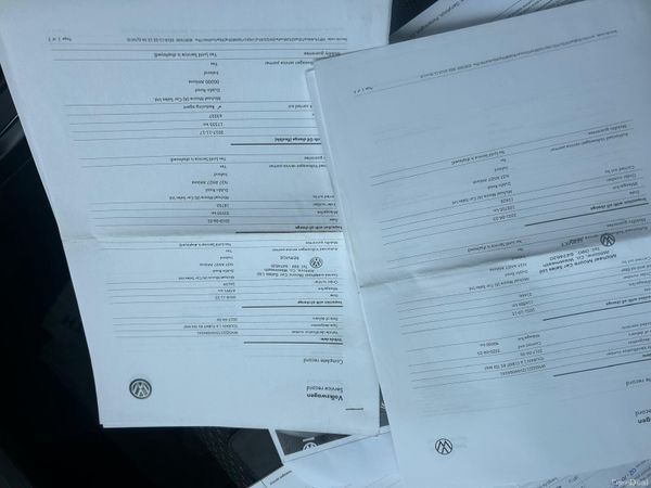 Volkswagen Touran 2017 (04/27,TAX09/26) 384455337