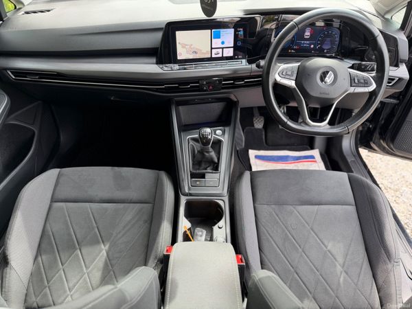 Volkswagen Golf Style 384460553