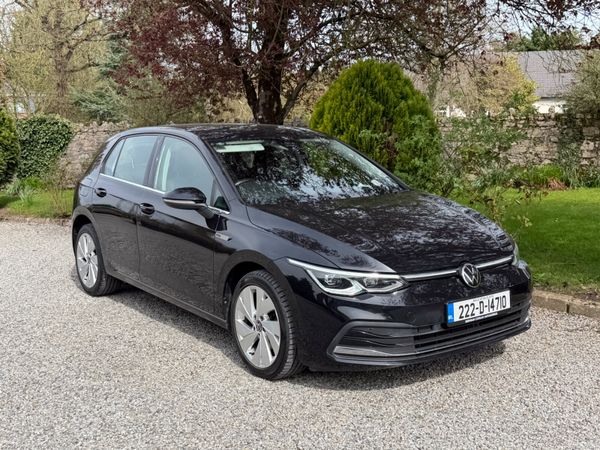 Volkswagen Golf Style 384460533