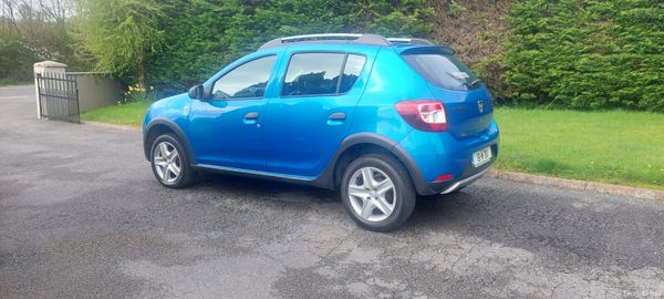 Dacia Sandero Stepway 2015 384461465