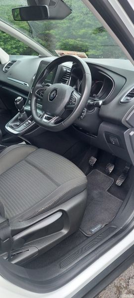 Renault Grand Scenic 2020 384462299