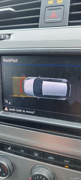 Volkswagen Golf 2016 384465975