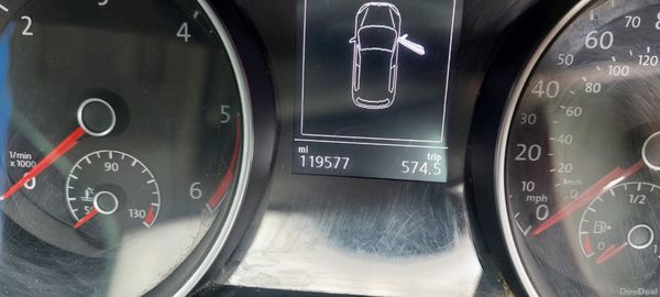 Volkswagen Golf 2016 384465939