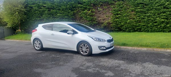 Kia Ceed 2015 384467801