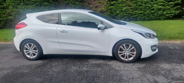 Kia Ceed 2015 384467805