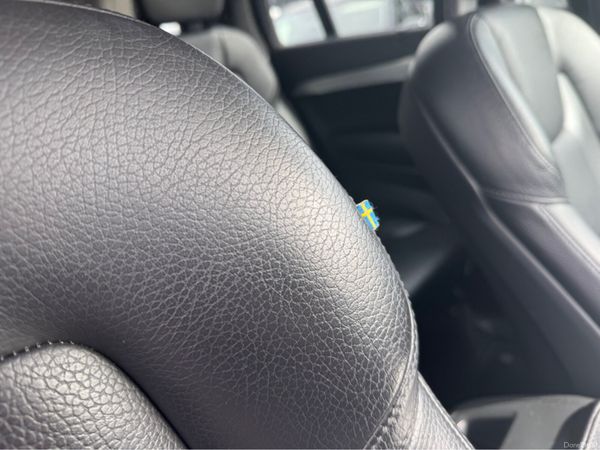 Volvo XC90 D4 FWD MOMENTUM GT 5DR AUTO 384409687