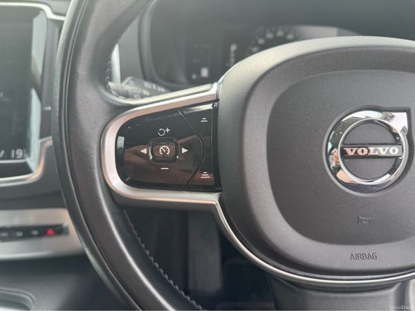 Volvo XC90 D4 FWD MOMENTUM GT 5DR AUTO 384409691