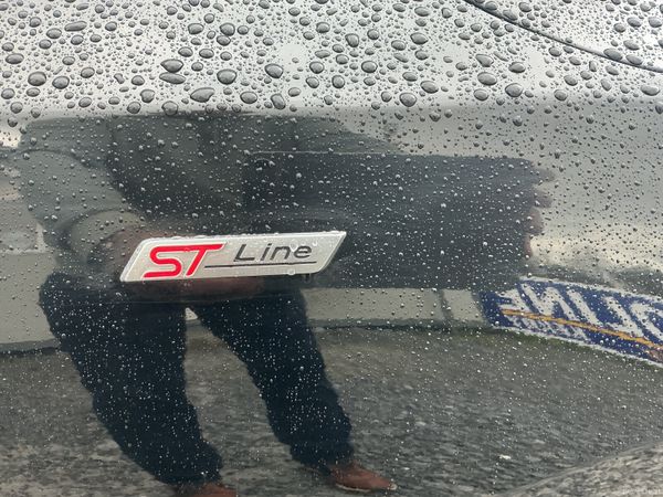 2019 FORD FOCUS ST-LINE PETROL LOW KMS 384416629