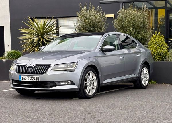 2016 Skoda Superb *SUNROOF*LEATHER INTERIOR * 384426611