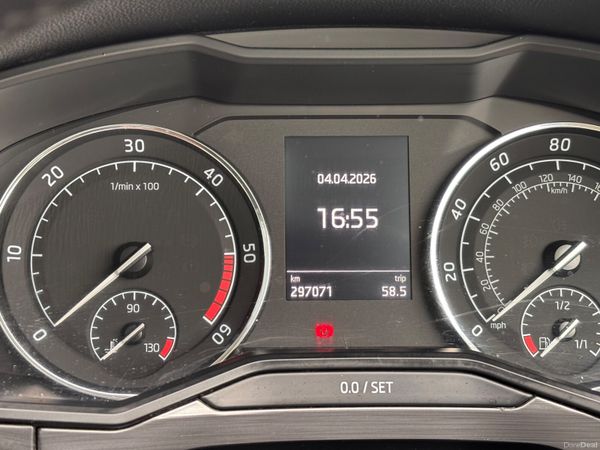 2016 Skoda Superb *SUNROOF*LEATHER INTERIOR * 384426625