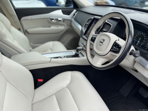 Volvo XC90 D5 AWD MOMENTUM GT 5DR AU AUTO 384432375