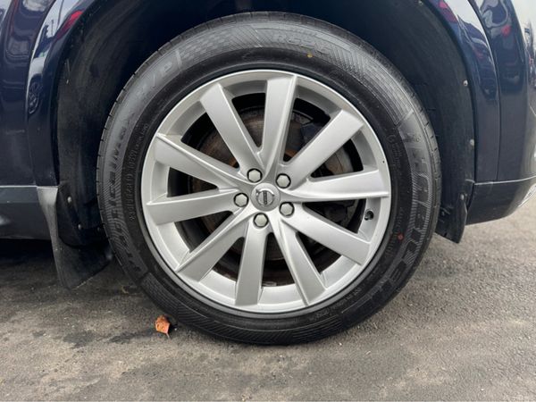 Volvo XC90 D5 AWD MOMENTUM GT 5DR AU AUTO 384432387