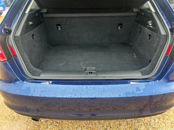 Audi A3 SE 384435823