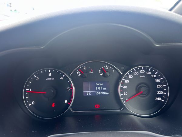 2018 KIA CARENS 1.7d EX 7 SEATER LOW KMS 384542609