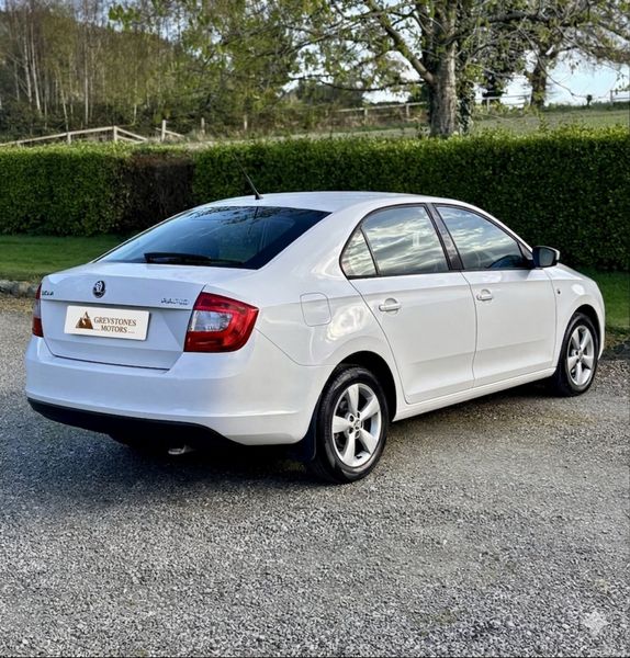 151 Skoda Rapid 1.2 TSI New Chain and pump 384561187