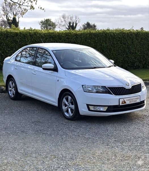 151 Skoda Rapid 1.2 TSI New Chain and pump 384561131