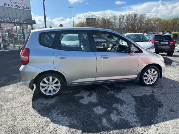 Honda Jazz 1.3 Petrol NCT LOW KMS 384563515