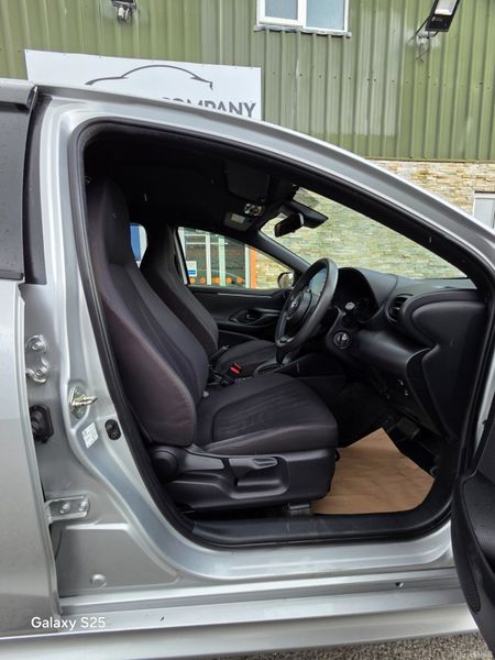 Toyota Yaris 2021 HYBRID 384563845