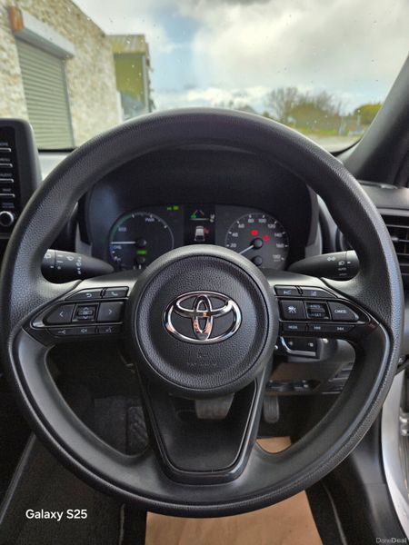 Toyota Yaris 2021 HYBRID 384563825