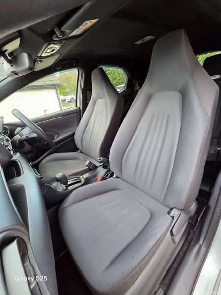 Toyota Yaris 2021 HYBRID 384563833