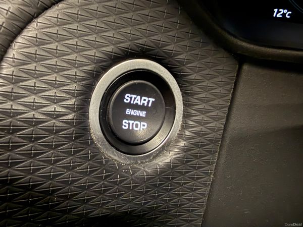 221 Land Rover Range Rover Velar P400E SE-Black-Ed 384567231