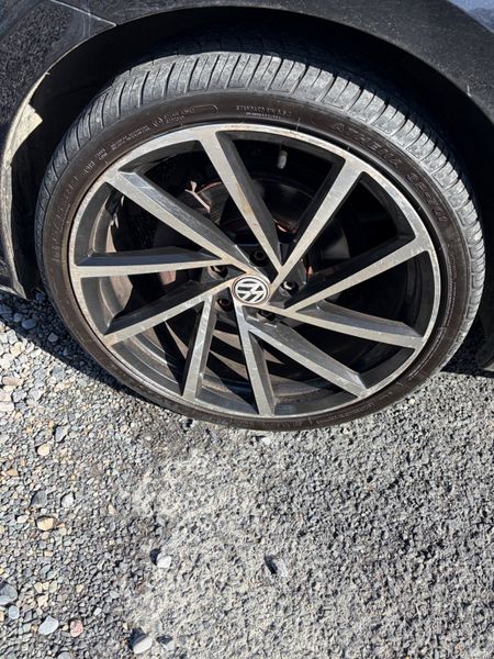 172 Volkswagen Golf 1.6 TDI - trade ins welcome 384569087