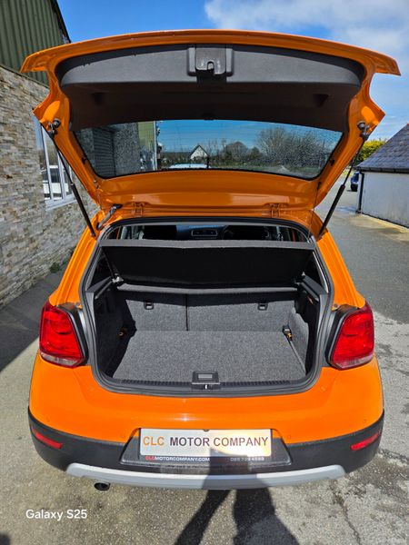 Vw polo CROSS / 1.2 automatic 384569249