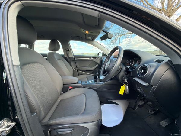 Audi A3 2017 TDI 1.6 only 66000 KM 384569381