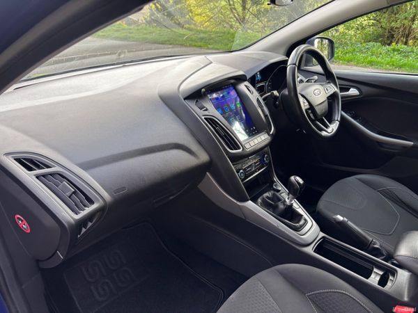 171 Ford Focus 1.5 TDCi 120PS Zetec PowerShift 384501499