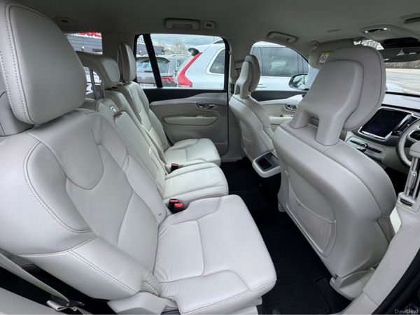 Volvo XC90 D5 AWD MOMENTUM GT 5DR AU AUTO 384501563