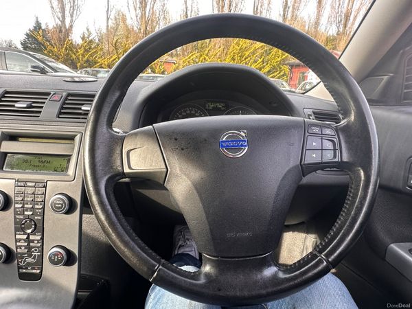 Volvo C30 2011 only 149,000km 384507447