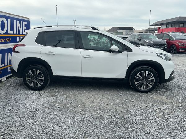 PEUGEOT 2008 1.2 PETROL 62,000 KMS PANORAMIC ROOF 384509407