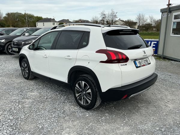 PEUGEOT 2008 1.2 PETROL 62,000 KMS PANORAMIC ROOF 384509409