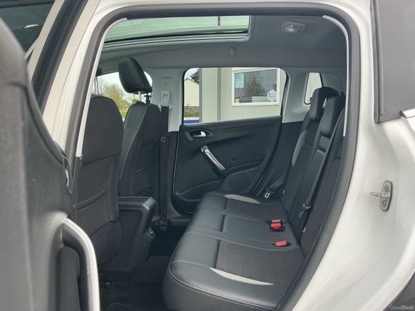 PEUGEOT 2008 1.2 PETROL 62,000 KMS PANORAMIC ROOF 384509413