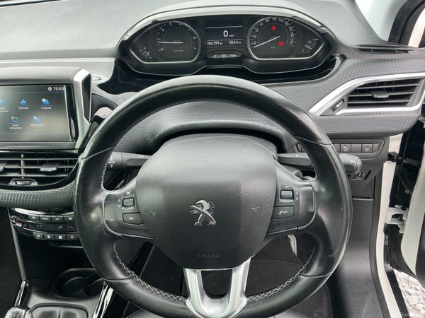PEUGEOT 2008 1.2 PETROL 62,000 KMS PANORAMIC ROOF 384509425