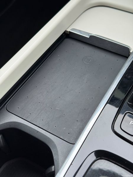 Stunning 211 Volvo XC60! 384512901