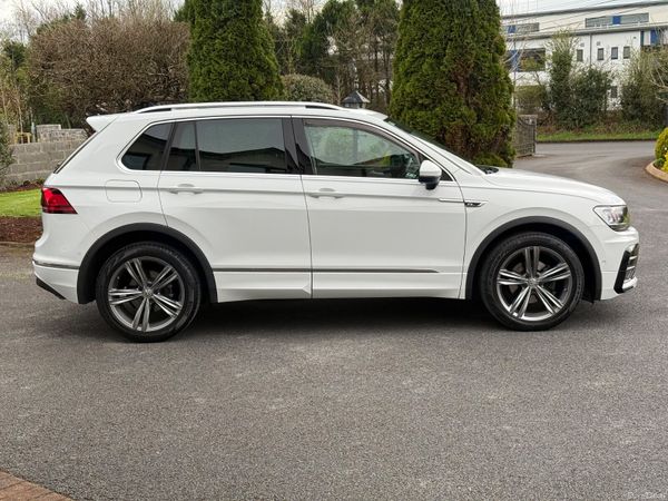 *40,000 kms* Immaculate 191 VW Tiguan R-Line Auto! 384513011