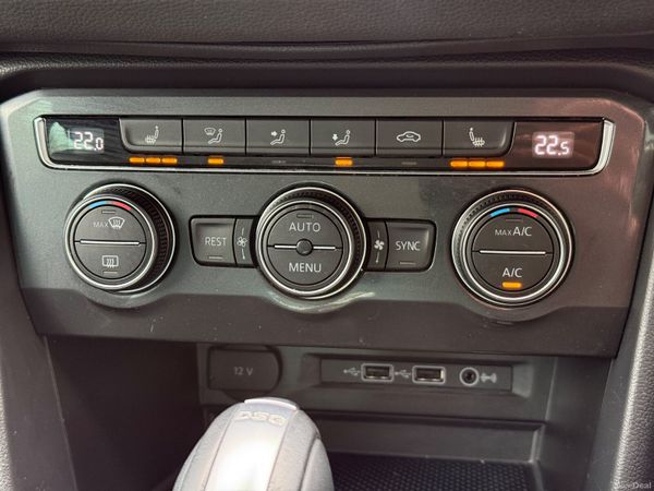 *40,000 kms* Immaculate 191 VW Tiguan R-Line Auto! 384513031