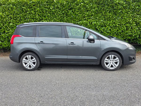 Peugeot 5008 2014 384521827