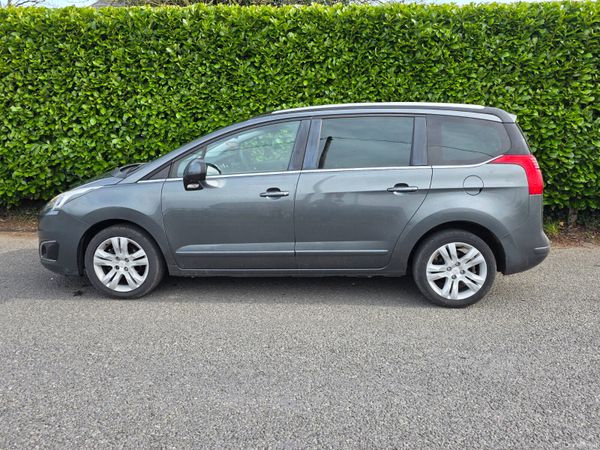 Peugeot 5008 2014 384521835