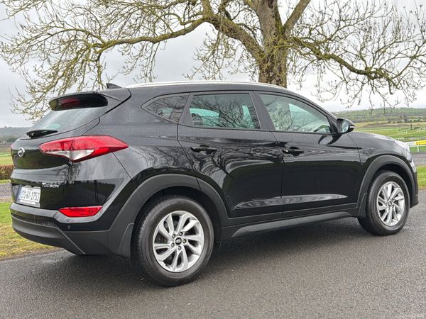 Hyundai Tucson 2017 Executive only 77000 KM 384534109