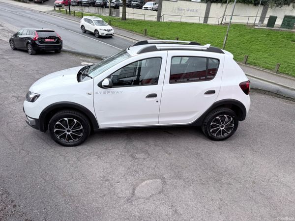 Dacia Sandero Stepway 1.5DCI NCT & TAX Low Kms 384536281