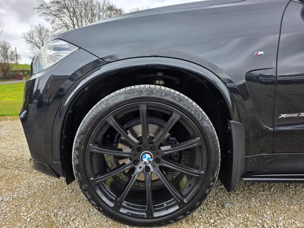 BMW X5 2015 30d M-Sport 384536343
