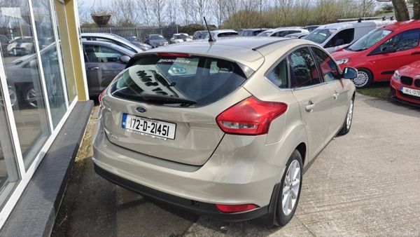 Ford Focus 1.5 TDCi 95PS Titanium 384657283