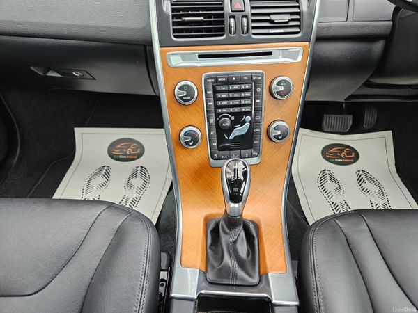 VOLVO XC60 SE LUX D4 AUTO 384664519