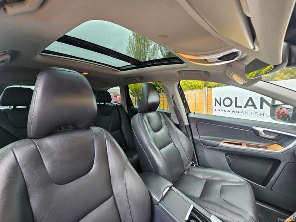 VOLVO XC60 SE LUX D4 AUTO 384664527