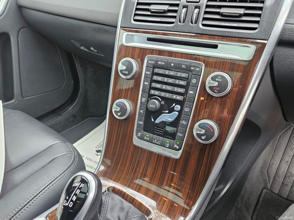 VOLVO XC60 D4 SE LUX AUTO 384664785